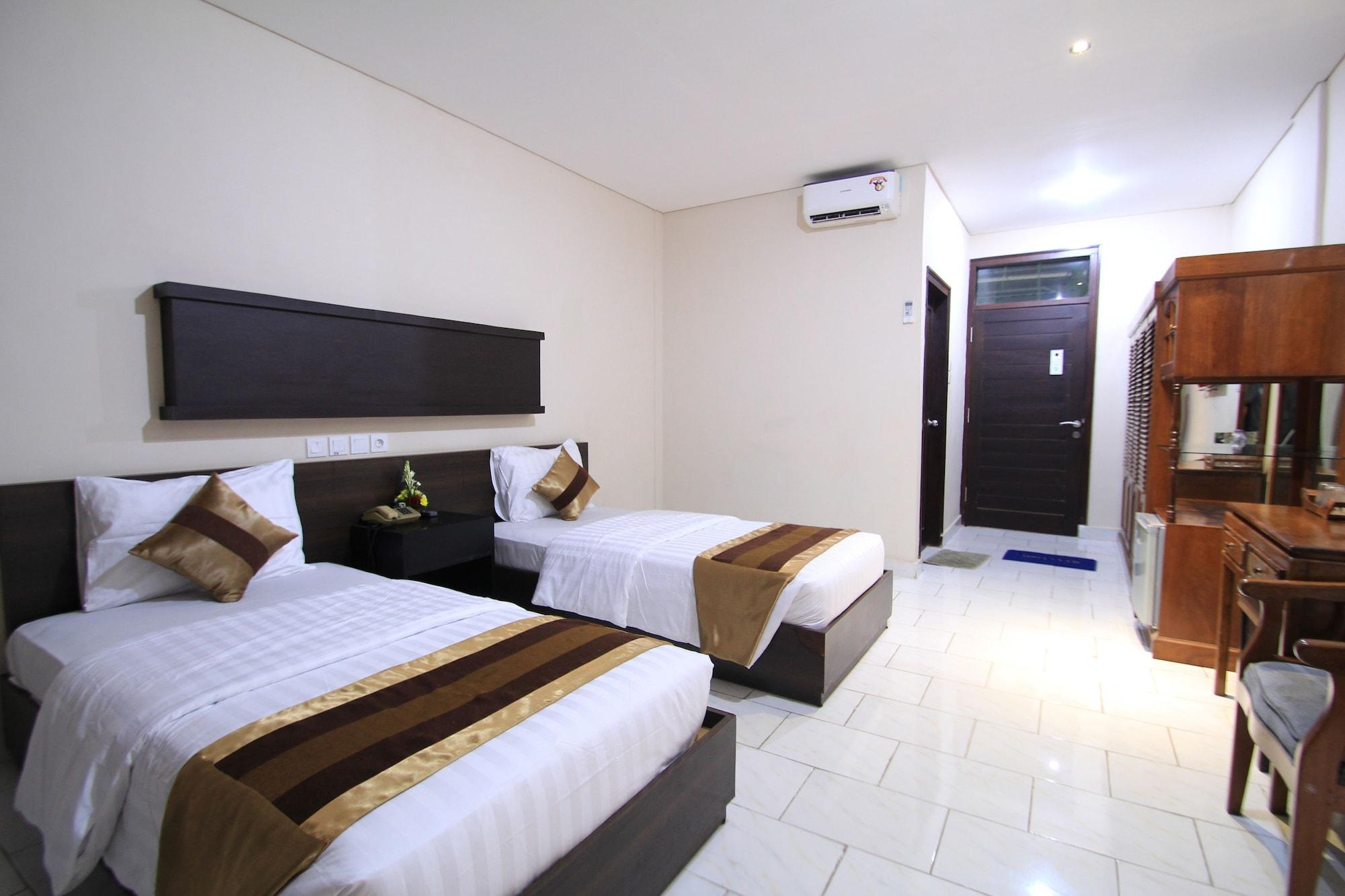 Bakung Hotel 3*