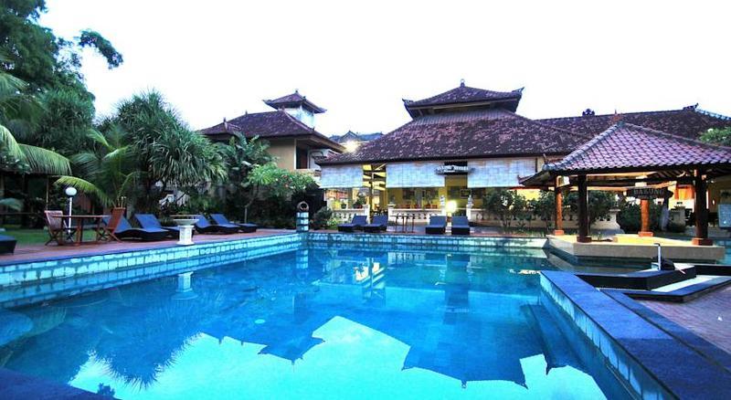 Hotel Bakung 3*